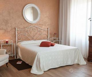 Letto ferro battuto in stile shabby