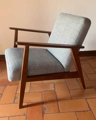 Poltrona Ikea design scandinavo