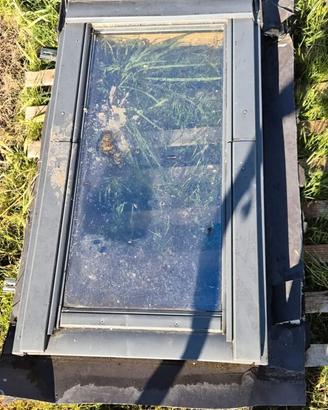 2 Velux manuali 55x98cm