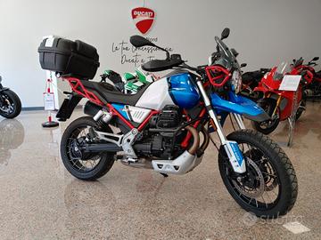 Moto Guzzi V85 TT Evocative Graphics