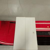 Ferrari materiale cartaceo