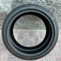 pneumatici nuovi 235/40/19 96Y