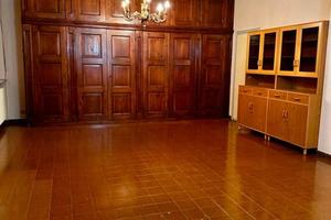 Immobile di 5900 m² con più di 5 locali a Aosta