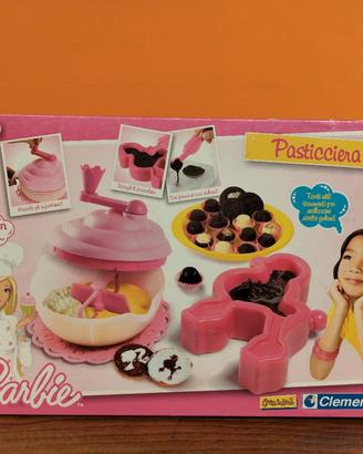 Barbie pasticciera Clementoni 