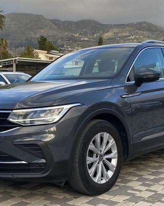 Volkswagen Tiguan Life 2.0 TDI 122 CV