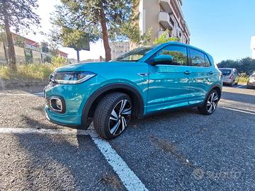 VOLKSWAGEN T-Cross -