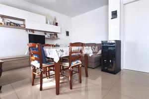 ALPIGNANO - AMPIO TRILOCALE LUMINOSO E RISTRUTTURA