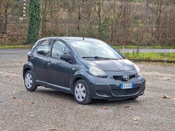 Toyota Aygo 1.0 12V VVT-i 5 porte Deep Ocean Conne