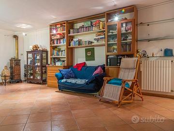 Rif. pa154548 schiera ampia e confortevole