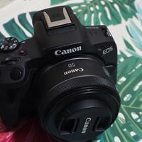 Fotocamera Canon r50