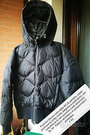 Piumino della Kejo da Donna, Nero con cappuccio