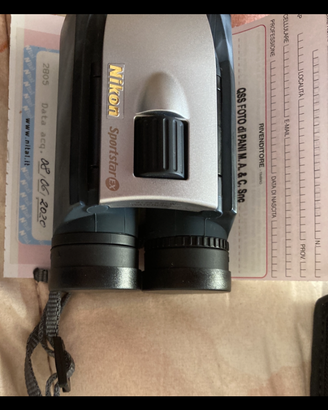 Binocolo sportivo