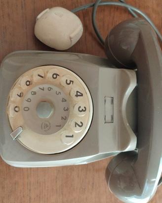 telefono.  a.  disco