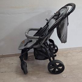 passeggino lionelo 