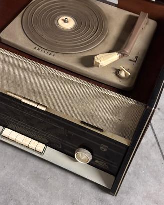 Radio d’epoca e giradischi Philips H4X92A