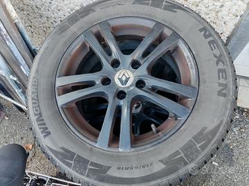 Gomme invernali con cerchio come nuove!