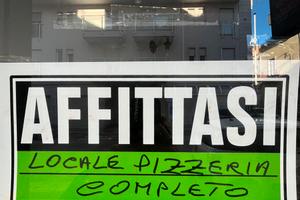 Locale attrezzato pizzeria/risto- Conversano