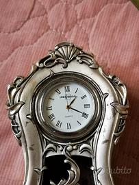 Orologio da Scrivania in Laminato Argento Stile Barocco Piccoli Musicisti