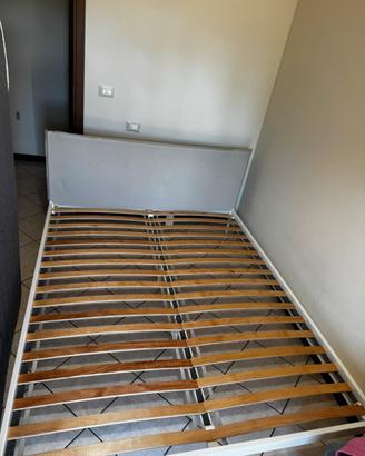Letto matrimoniale 160x200 con materasso