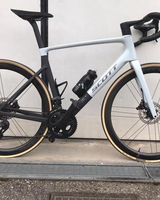 Scott addict rc bora campagnolo 13