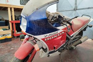 Honda vf500f 