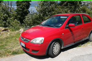 OPEL CORSA 1200 BENZINA CON CAMBIO AUTOMATICO