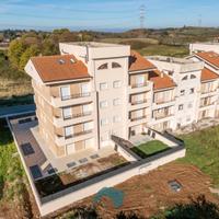 Palestrina: appartamento con box auto e cantina