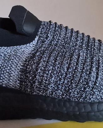 Adidas ultra boost lacelless 42 3/4 uomo rare