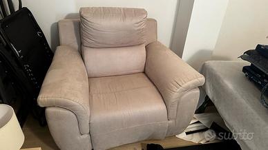 Poltrona  in tessuto DIM