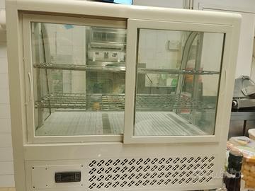 vetrinetta frigo da bar
