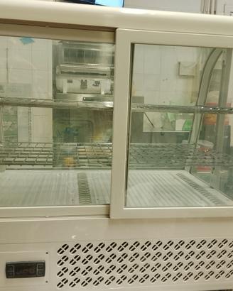 vetrinetta frigo da bar