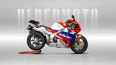 Honda RVF 750-RC 45
