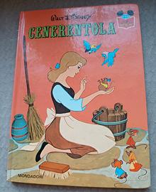 "Cenerentola" di Walt Disney, Mondadori 1979.