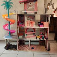 Casa LOL surprise OMG con piscina cinema mobili