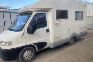 Camper semintegrale Cipro 25