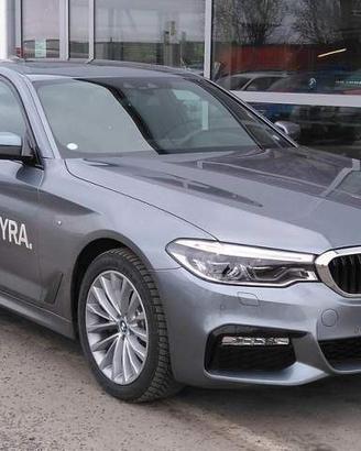 Parabrezza Bmw serie 5 G30 2017-