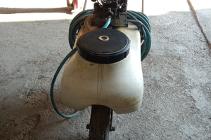 Motopompa a carriola