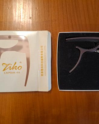 Capotasto mobile a pinza Ziko DC-03 per chitarra