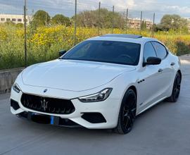 Maserati ghibli sq4 gransport 430cv 2019 tetto