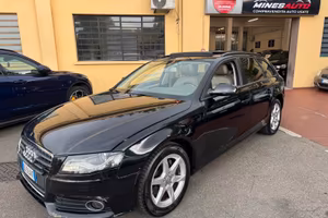 Audi A4 Avant Anno 2010 2.0 DIESEL CAMBIO AUTOMATI