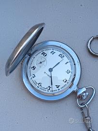 orologio da tasca sembra essere un Molnija