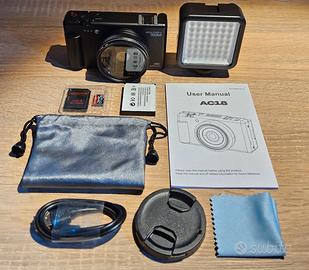 Fotocamera digitale 4K/72MP con treppiede