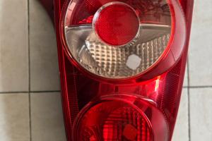 Fanale posteriore kia picanto