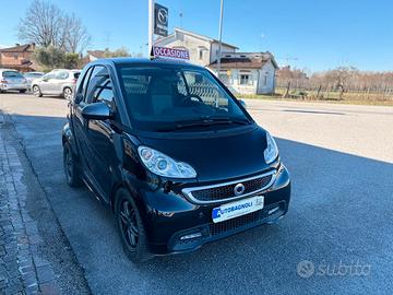 Smart ForTwo Coupé PULSE 1000 52 kW MHD Aut.