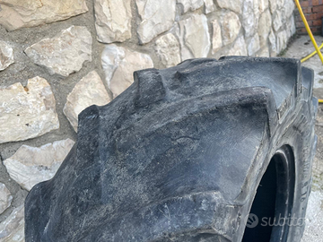 Gomma trattore 280/70 r16