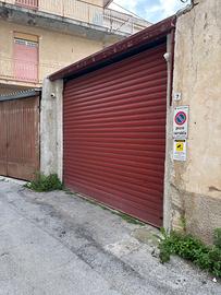 Magazzino di mq 180 a carini due strade