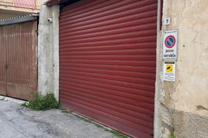 Magazzino di mq 180 a carini due strade