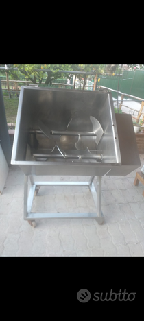 Impastatrice per carne AMB, usato usato  Salerno