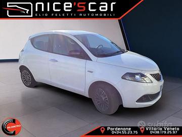 Lancia Ypsilon 1.0 FireFly 5 porte S&S Hybrid...