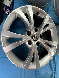 Cerchi in lega da 16” per alfa romeo giuletta